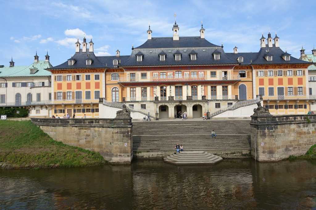 Fahrt auf der Elbe - Schloss Pillnitz